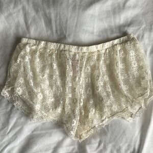 Victorias Secret Cream Lace Shorts